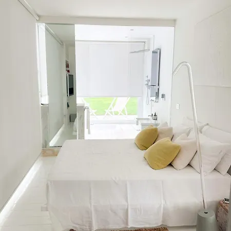 Rosa Del Mare - Fronte Mare Di Design Con Camino E Giardino Privato * Marzocca